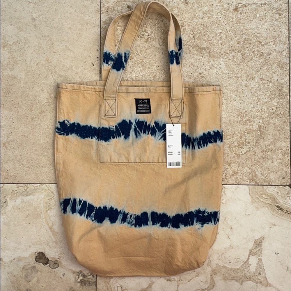 urban outfitters tie dye tote